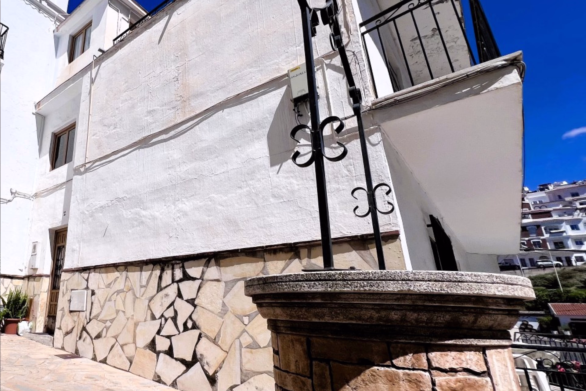Venta de Casas en Axarquía 2026 | Guía Completa para Compradores