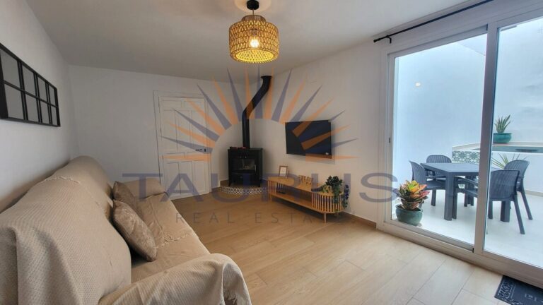 Alquiler de Casas en Axarquía 2026 - Taurus Real Estate